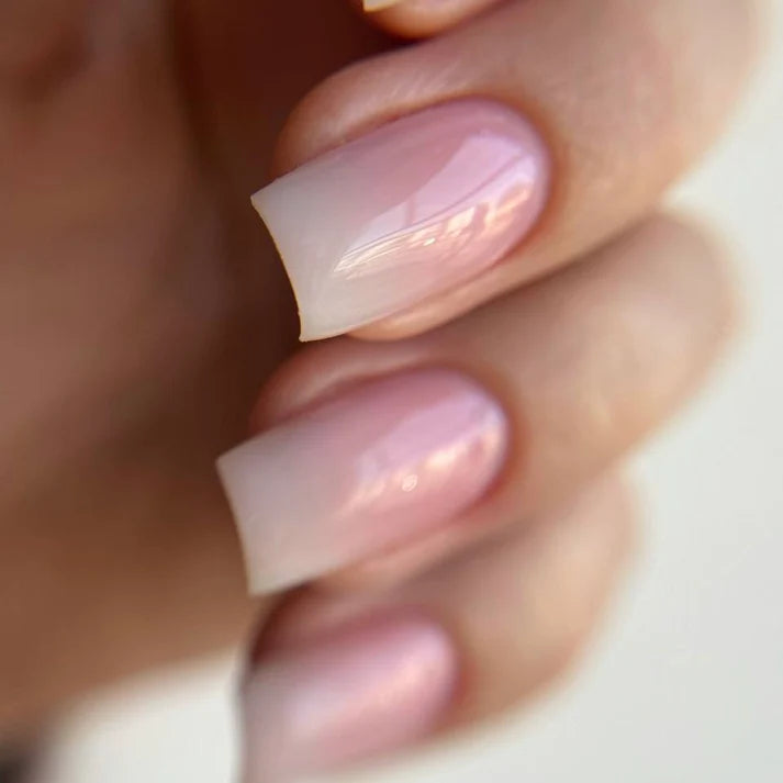 Nailsoftheday Cover base NEW Formula 03: base de camuflaje suave color melocotón para uñas, 30 ml