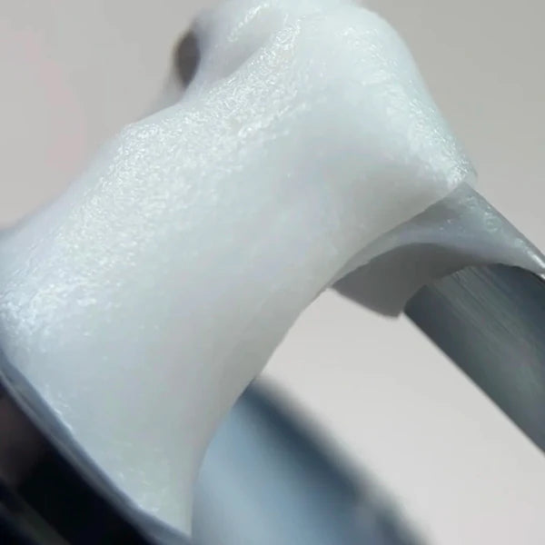 NAILSOFTHEDAY Polygel Milk — Polígel semitransparente en tono lechoso, 30 g