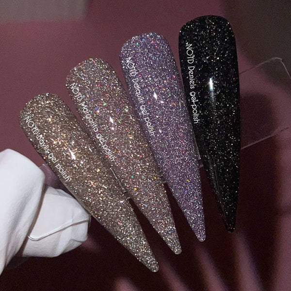 NAILSOFTHENIGHT Deniels gel polish — esmalte en gel negro pigmentado con shimmer plateado reflectante para uñas, 10 ml