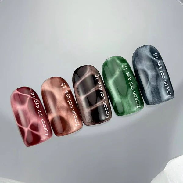 NAILSOFTHEDAY Korean Cat Eye 14 – esmalte semipermanente efecto ojo de gato rojo, 10 ml