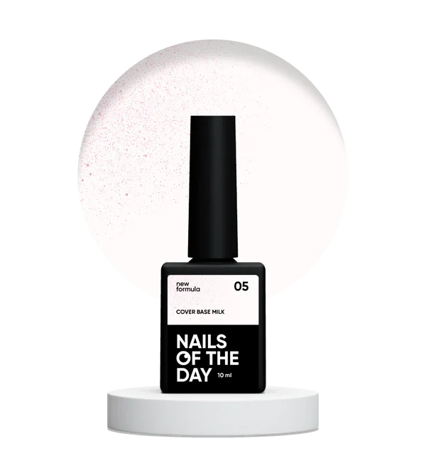 Nailsoftheday Cover base NEW Formula milk 05 — un tono lechoso, semitransparente con brillo rosa que intensifica el color y lo hace más cálido, una base de camuflaje para uñas, 10 ml