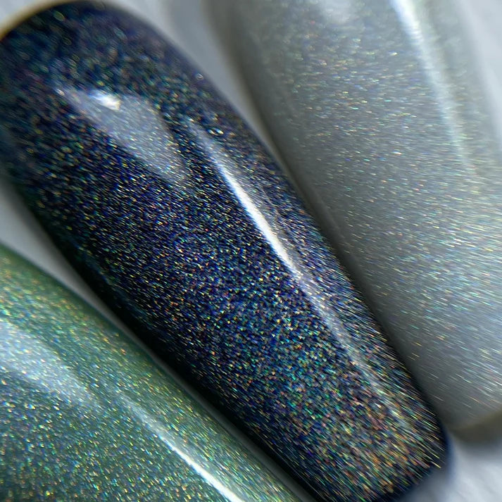 NAILSOFTHENIGHT Holographic Top Cat eye - top holográfico con efecto ojo de gato para uñas sin capa pegajosa, 10 ml