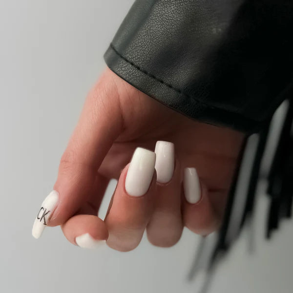 NAILSOFTHEDAY Milky top – top suave lechosa sin capa pegajosa para uñas, 10 ml
