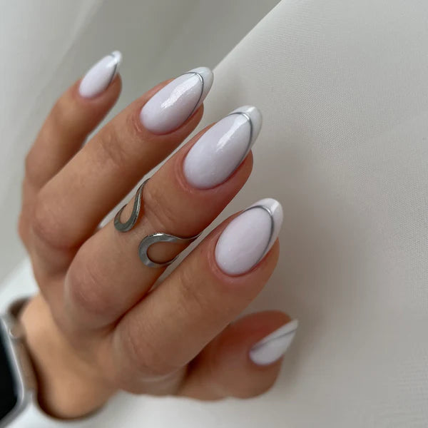 NAILSOFTHEDAY Bottle gel shimmer 01 – gel lechoso súper fuerte con brillo plateado, 10 ml