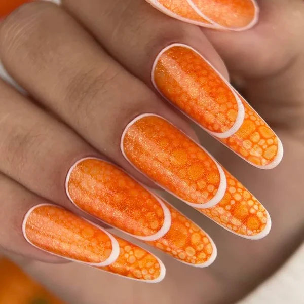 NAILSOFTHEDAY Color of the month January 2025 Vitamin C — color del mes, naranja intenso con un fino shimmer que cubre en una capa, 10 ml