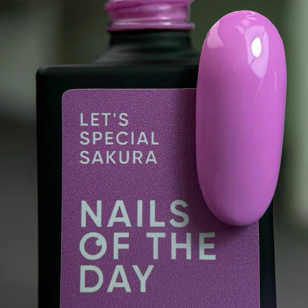 NAILSOFTHEDAY Let's Special Sakura - Esmalte semipermanente de uñas especial morado pastel/morado pálido que cubre en una sola capa, 10 ml