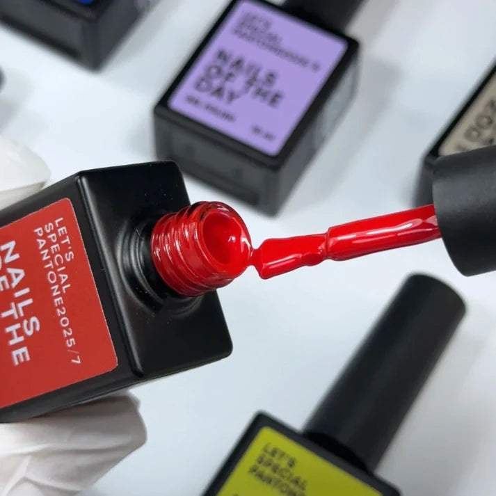 NAILSOFTHEDAY Let’s special Pantone2025/7 — esmalte semipermanente rojo clásico, que cubre en una capa, 10 ml