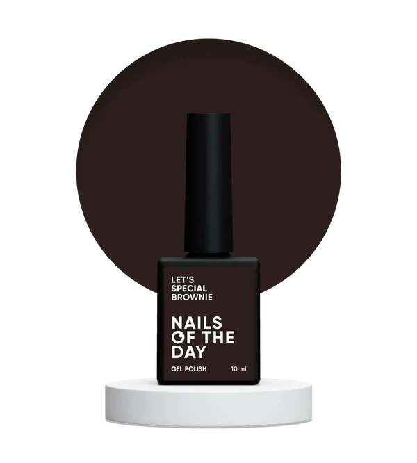 NAILSOFTHEDAY Let’s Special Brownie — esmalte semipermanente marrón frío para uñas, que cubre en una sola capa, 10 ml.