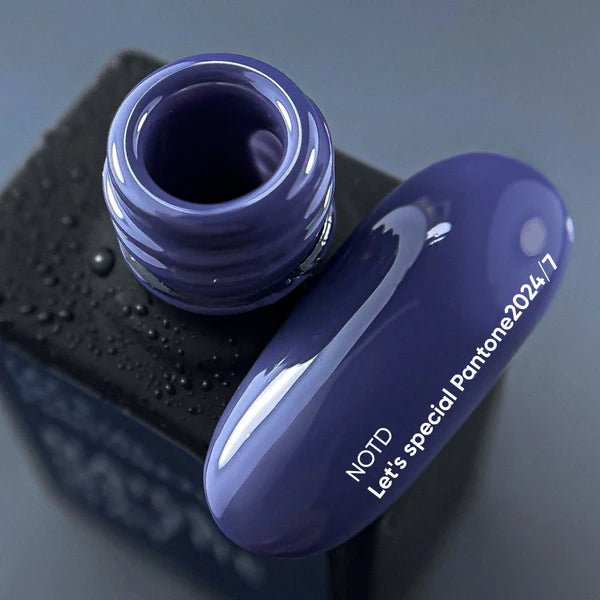 NAILSOFTHEDAY Let's Special Pantone2024/7 — Esmalte semipermanente de uñas gris azulado que cubre en una capa, 10 ml